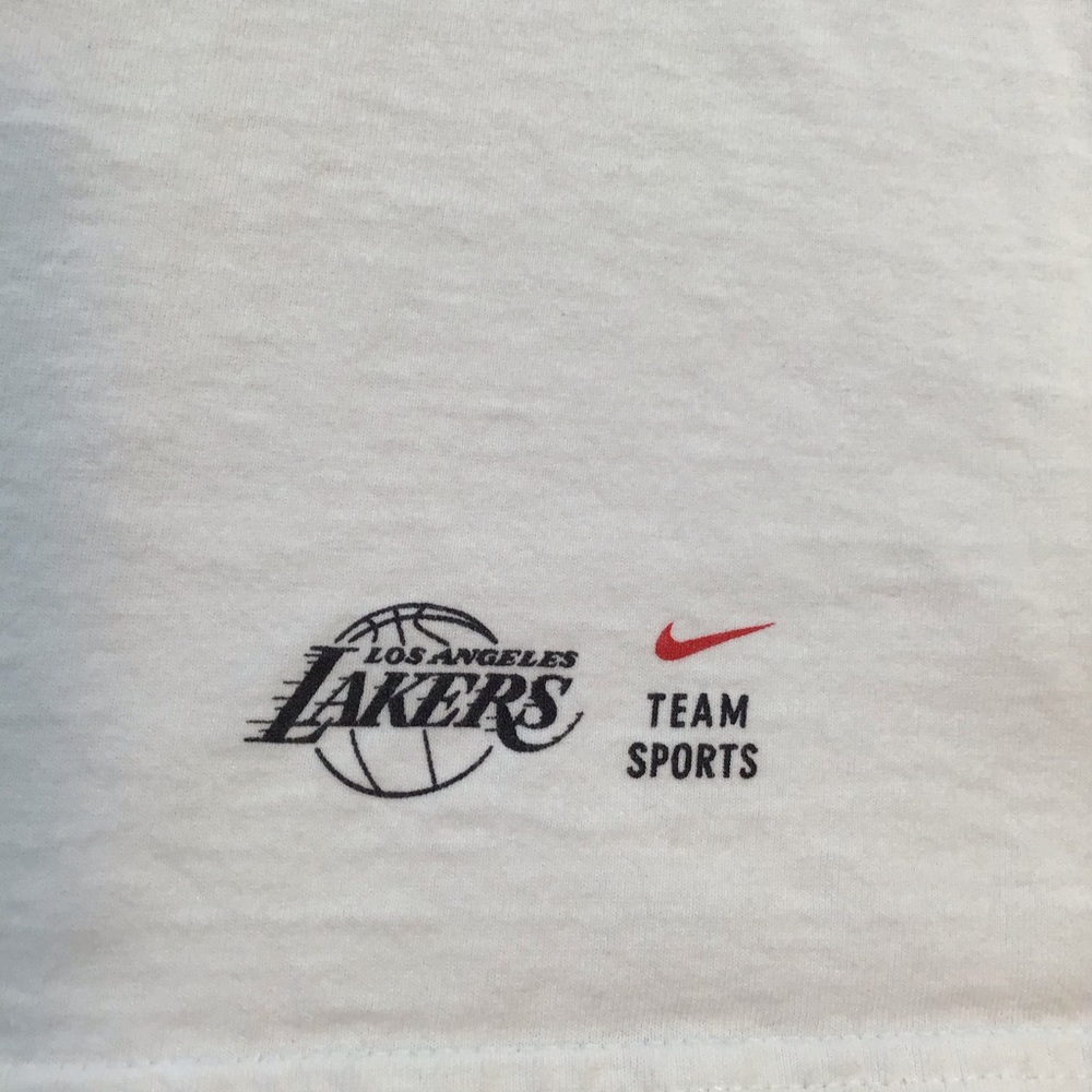 Nike Lakers NBA T-shirt - Picture 5 of 6